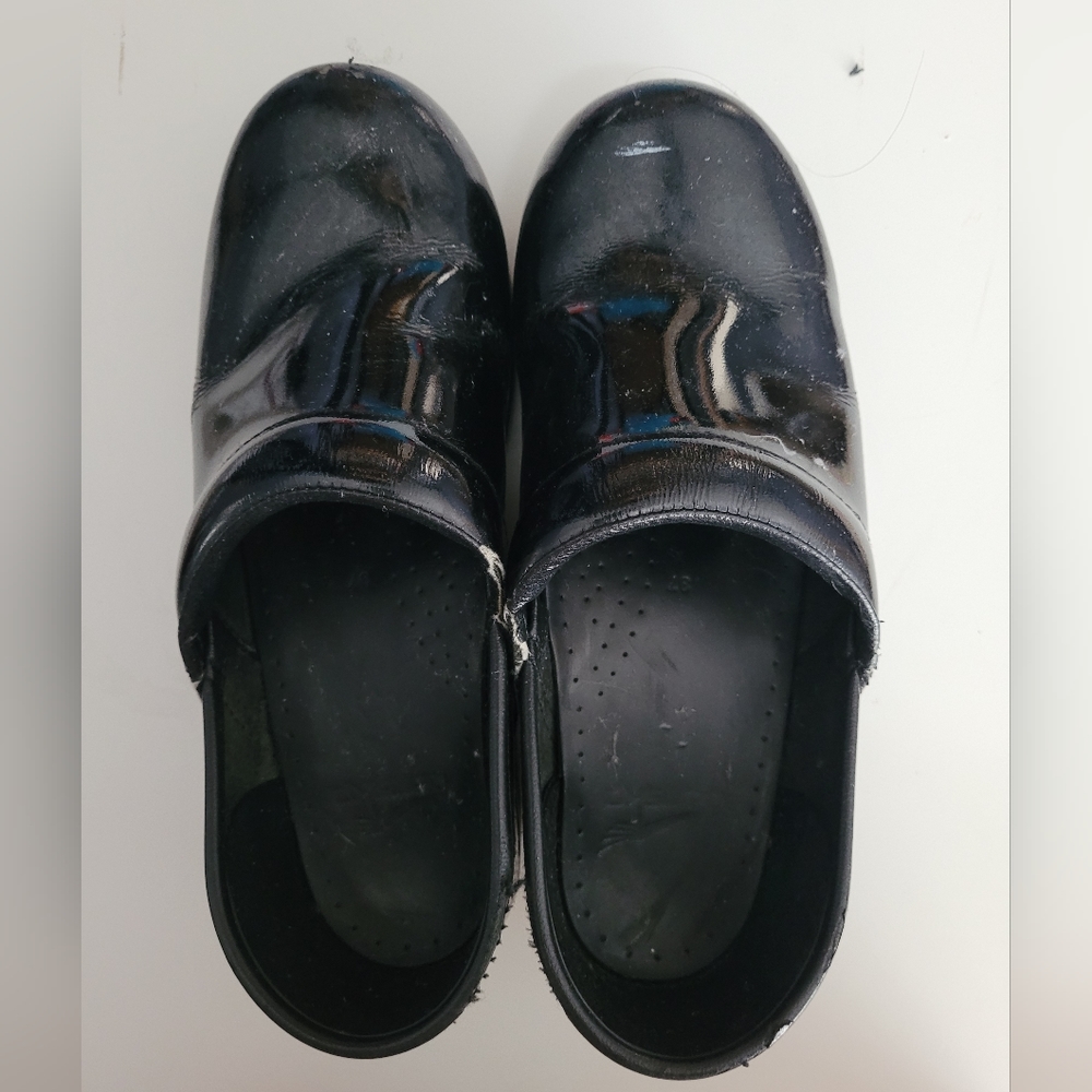 nursing shoes